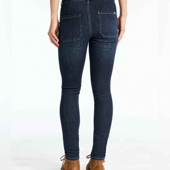 L.L. Bean Women's Signature Premium Skinny Jeans Mid-Rise Button-Front Size 10 - Picture 2 of 12